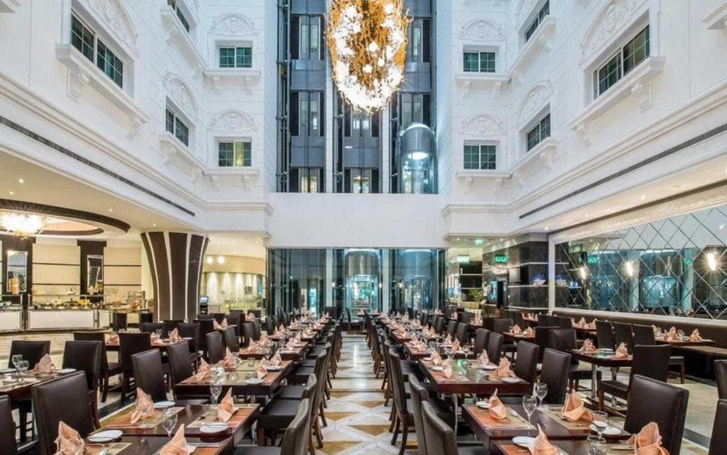 Emversity School of International Hospitality,Dehradun Sunday Hotel Holiday International Dubai photo 38